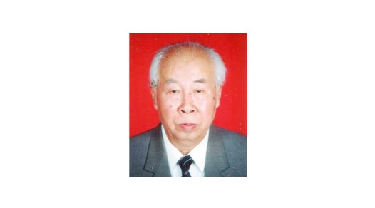 崔瑞珍.1980年－1984年任學校校長；1984年－1989年任學校黨委書記