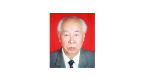 崔瑞珍.1980年－1984年任學校校長；1984年－1989年任學校黨委書記